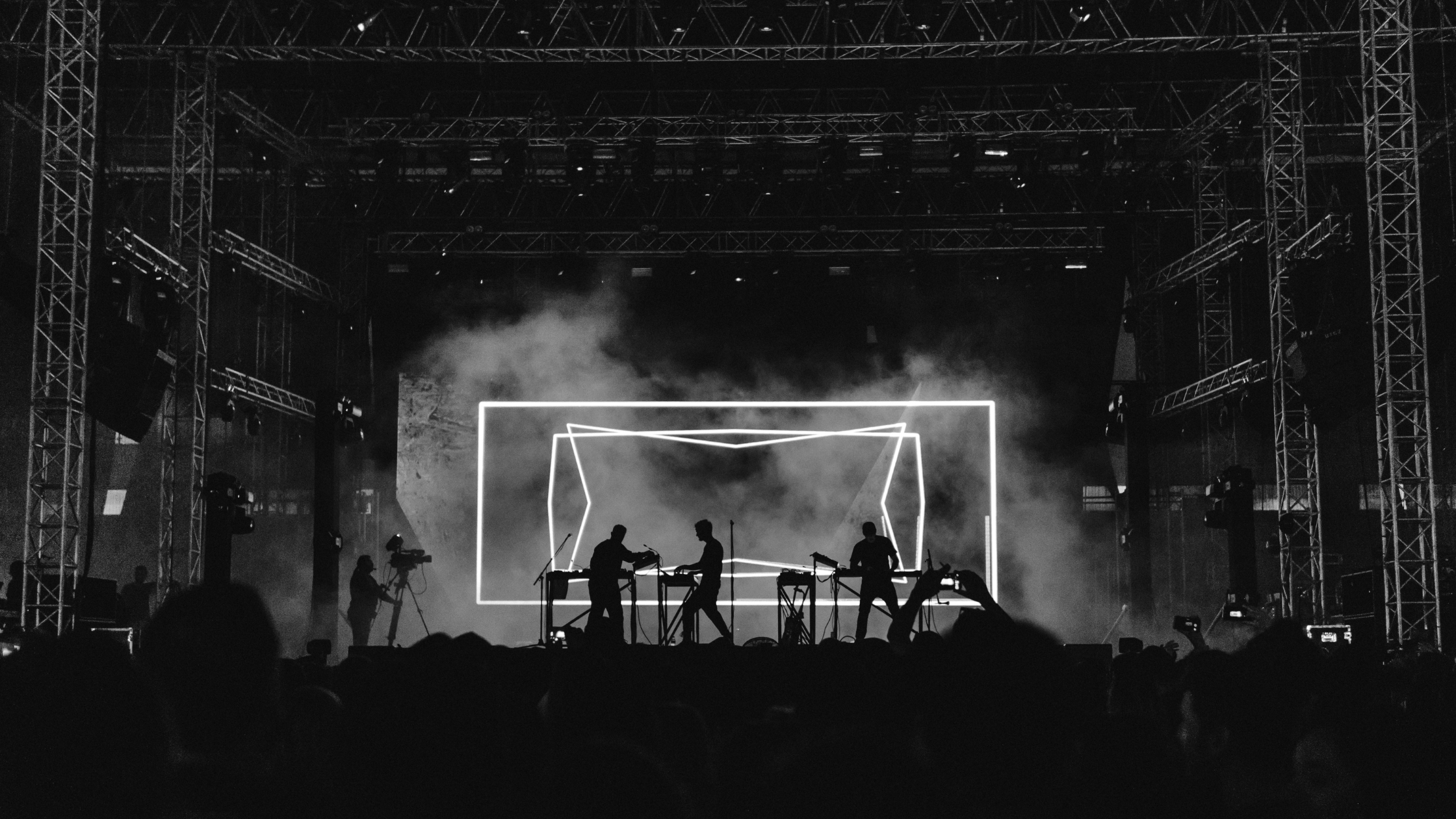 exc-67f6330ee2429b0ffae5909d